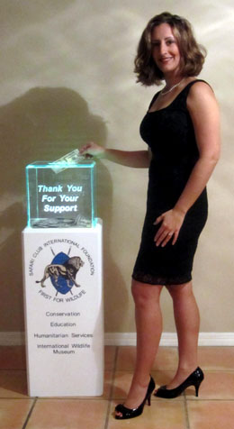 Pedestal donation boxes